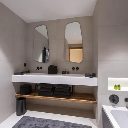 Chalet Alena Aux Gets - 6 Chambres, Sauna, Garage Prive *