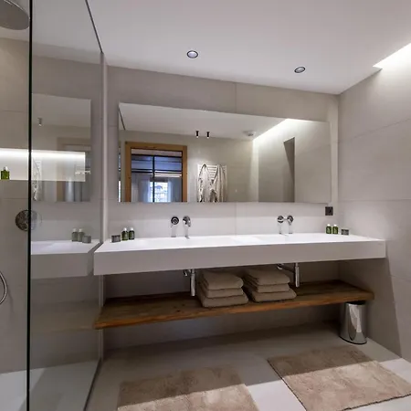 Chalet Alena Aux Gets - 6 Chambres, Sauna, Garage Prive