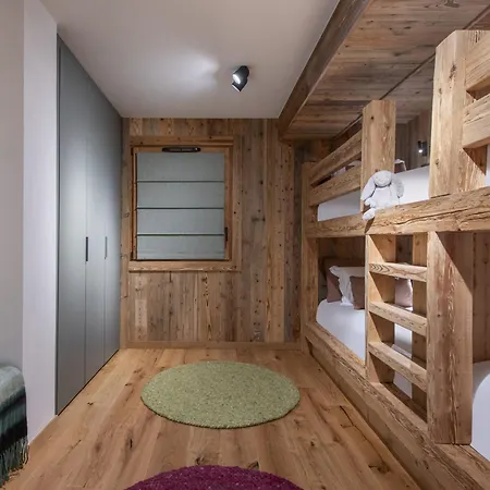 Chalet Alena Aux Gets - 6 Chambres, Sauna, Garage Prive