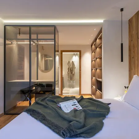 Chalet Alena Aux Gets - 6 Chambres, Sauna, Garage Prive